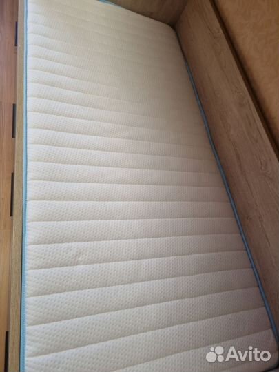 Двухъярусная кровать для детей