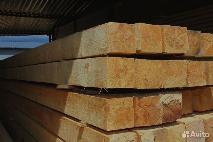 Брус из сосны для загородного строительства