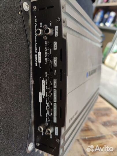 Сабвуфер и усилитель в автомобиль