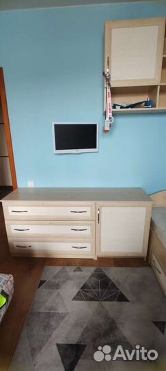 Мебель в детскую комнату. Комната школьника