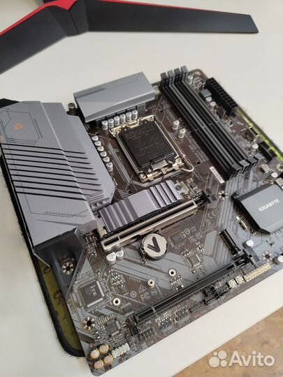 Gigabyte B660M gaming X DDR4 / материнская плата