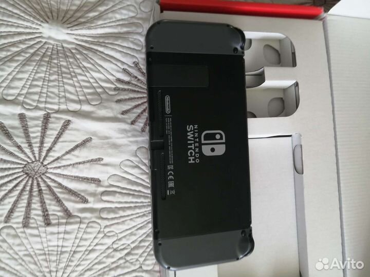 Nintendo switch rev 2 с играми