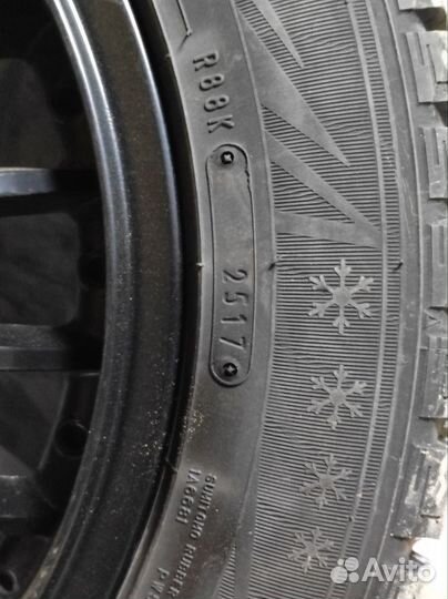 Dunlop SP Winter Ice 02 205/55 R16 94