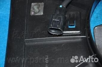 Диффузор радиатора кондиционера правый с мотором chevrolet lanos