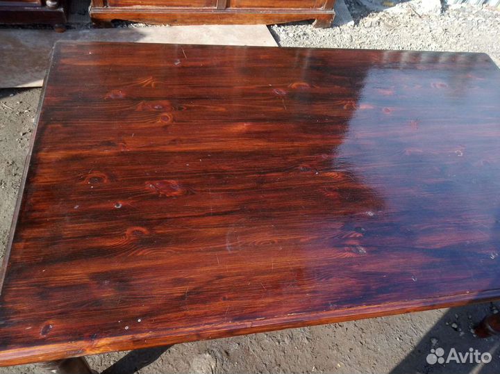 Стол журнальный