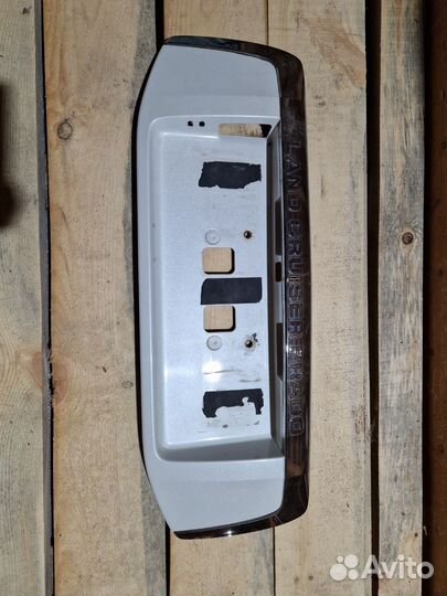 Накдадка крышки багажника Land Cruser Prado 150