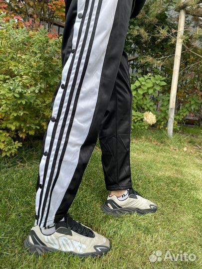 Спортивные штаны adidas adibreak