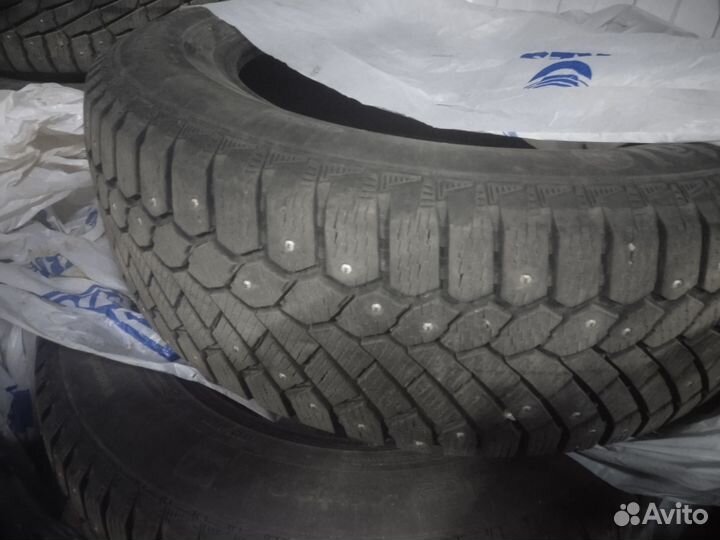 Continental Conti4x4IceContact 225/65 R17