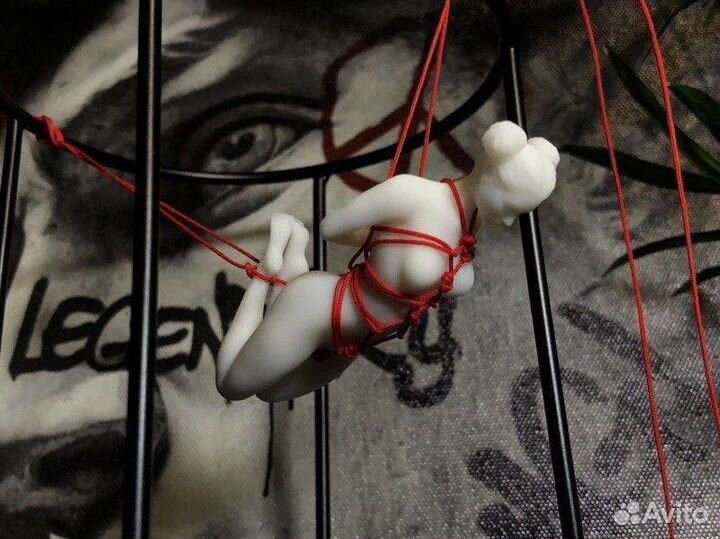 Шибари девушка - подвеска для зеркала авто