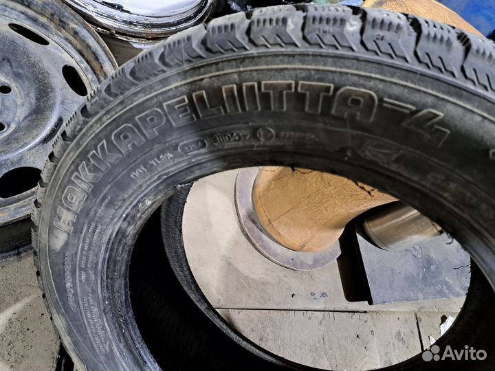 Nokian Tyres Hakkapeliitta 4 185/65 R15