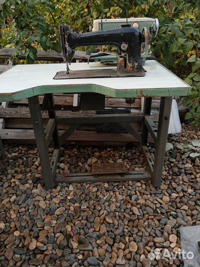 Швейная машина б/у 22 класс