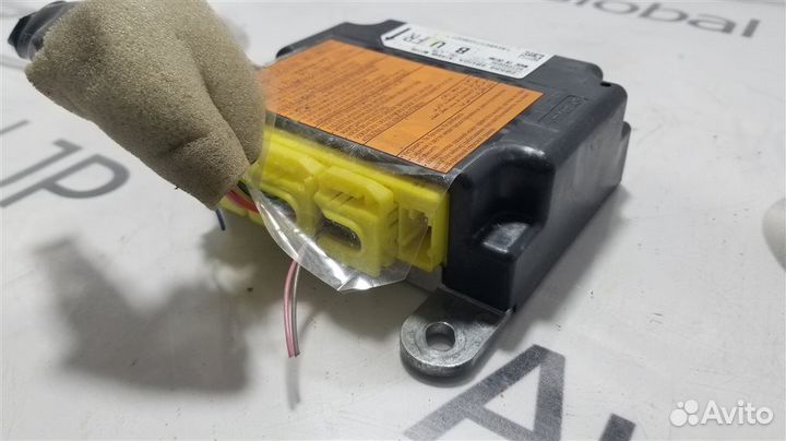 Блок управления airbag Nissan X-Trail NT32 MR20DD