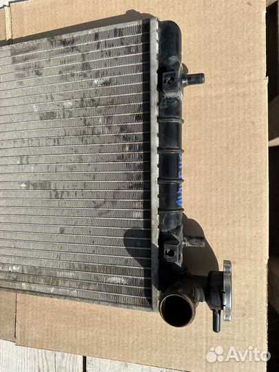 Радиатор охлаждения Hyundai Accent