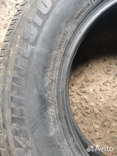 Bridgestone B250 225/70 R16