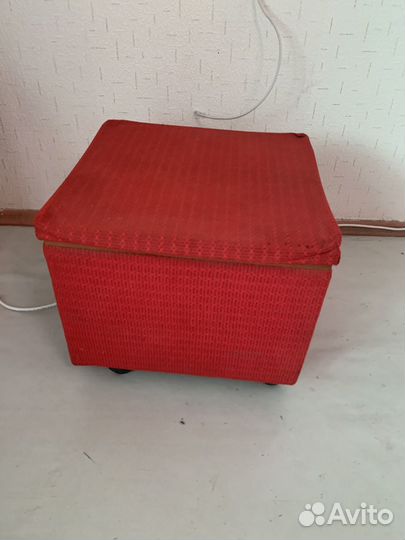 Пуфик в прихожую