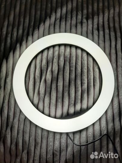 Кольцевая лампа 33 см