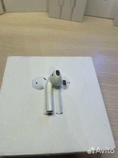 AirPods 2 правый нашуник