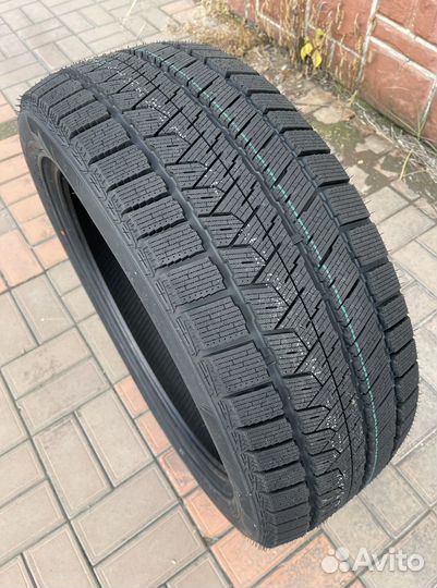 Roadboss Nix Via 245/45 R20 103H