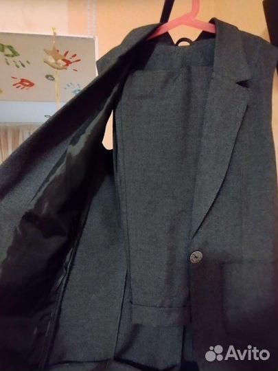 Школьный костюм