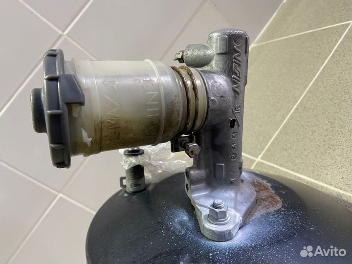 Вакуумник с гтц Honda Civic 1992 г