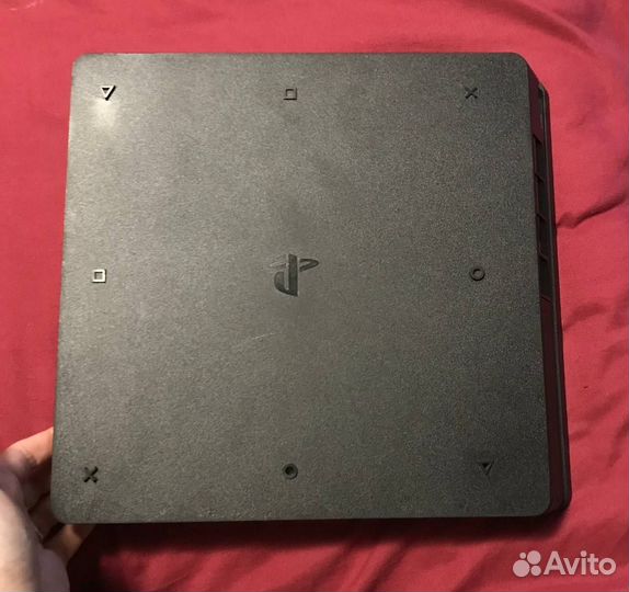 Продаю игровую приставку Sony PlayStation 4 Slim