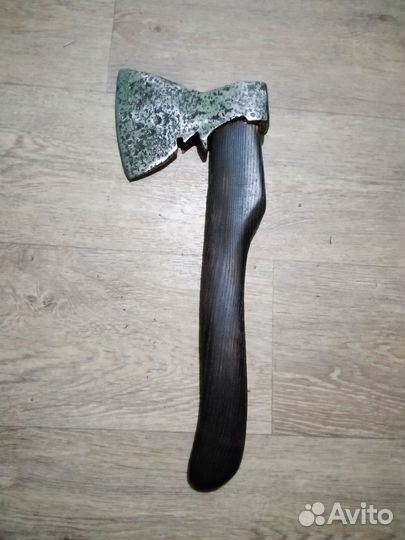 Топор сапёрный