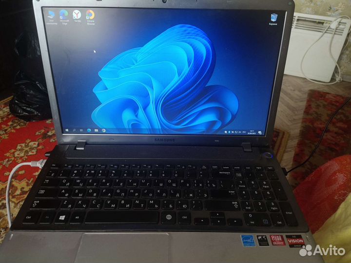Ноутбук Samsung