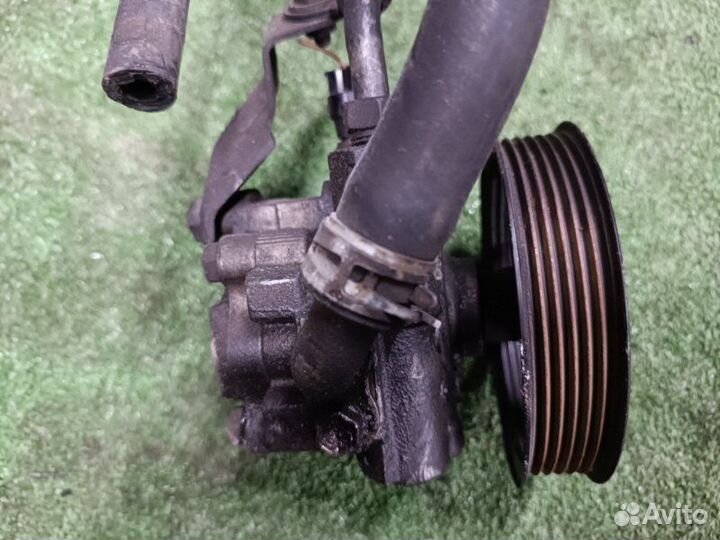 Насос гур Toyota Avensis T250 1ZZ-FE 2003-2008