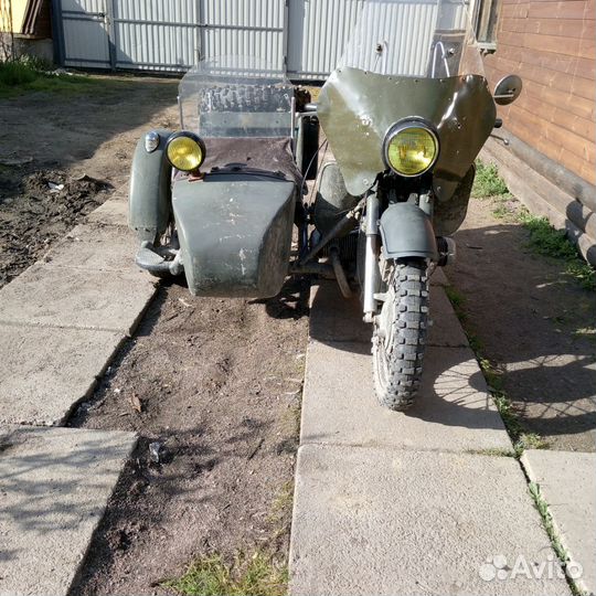 Урал ретро 8.103