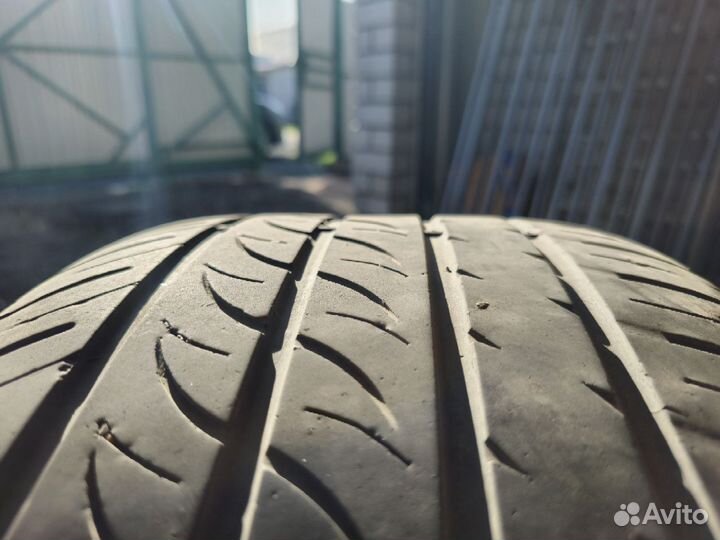 Toledo TL1000 255/35 R19 96Y