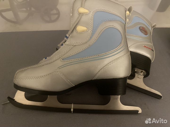 Коньки фигурные детские 34 размер
