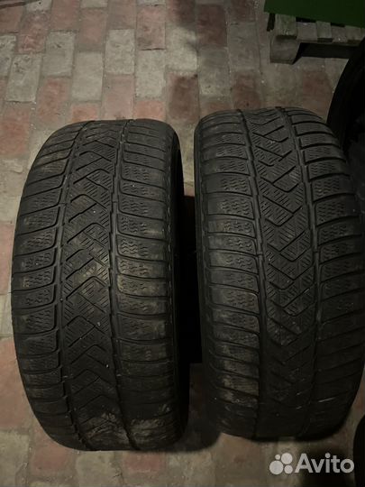 Pirelli Winter Sottozero 225/40 R19