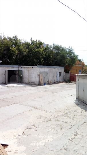 Здание, 400 м²