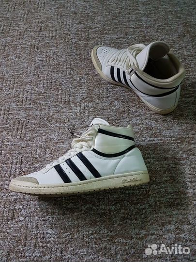 Кроссовки мужские 40