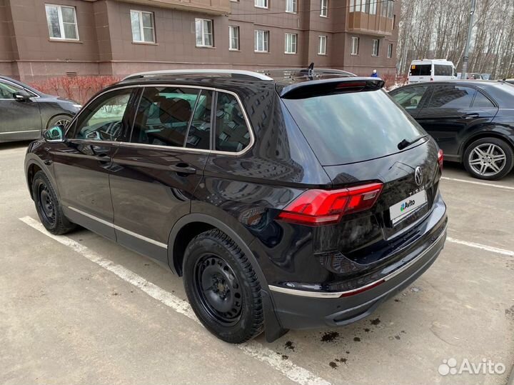 Volkswagen Tiguan 1.4 AMT, 2021, 45 000 км