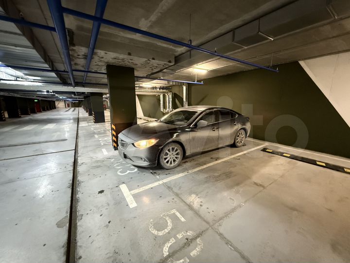 Машиноместо, 14 м²