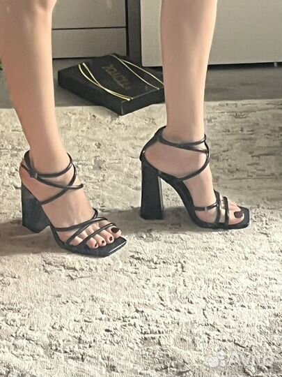 Черные туфли 37 размер