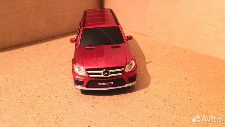 Модель а/м Mercedes-Benz GL 550 радиоуправляемая