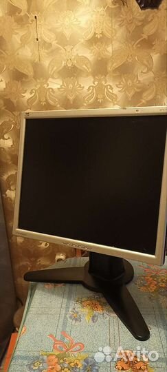 Монитор для компьютера бу