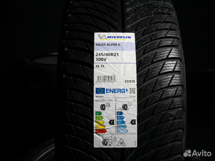 Michelin Pilot Alpin 5 275/35 R21 и 245/40 R21 97V