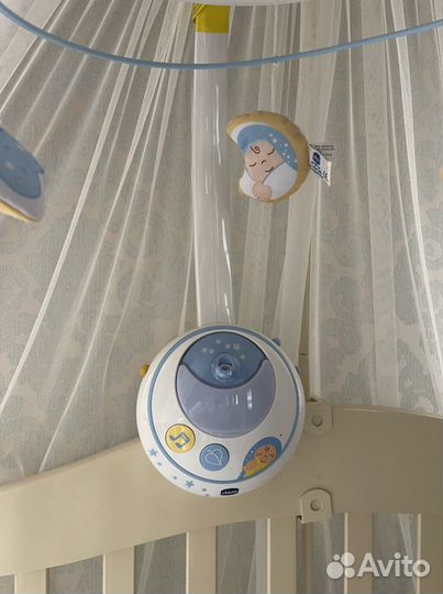 Мобиль на кроватку chicco