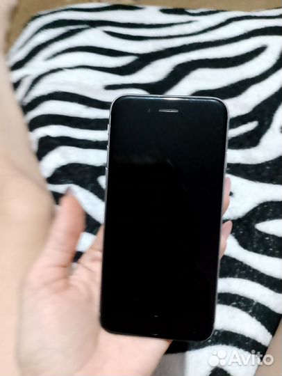 iPhone 6S, 32 ГБ