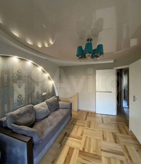 2-к. квартира, 47 м², 3/9 эт.