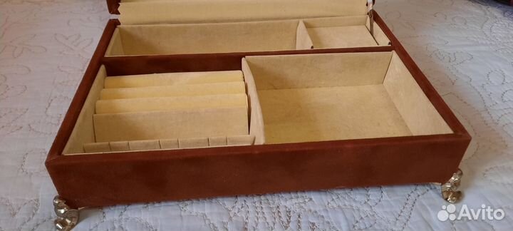 Шкатулка винтажная музыкальная с гобеленом