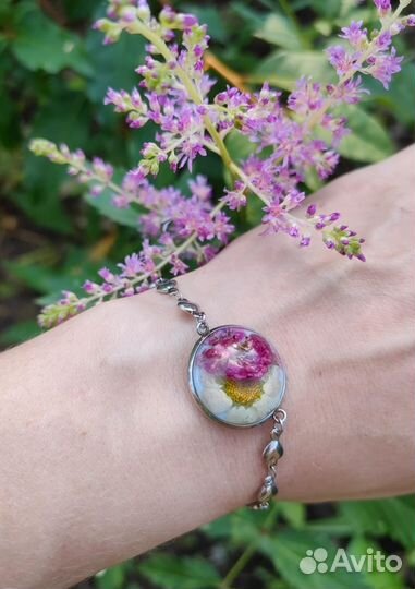 Браслет с цветами