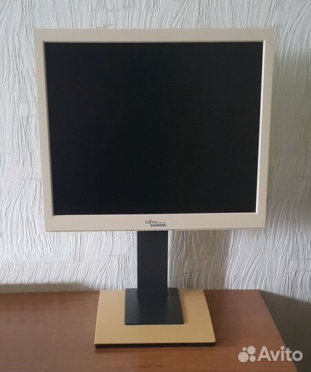 Монитор 17 ЖК Siemens