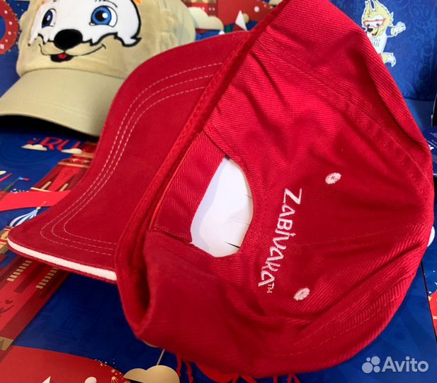 Кепки оптом. Набор кепок (4 шт) взрослых Fifa 2018