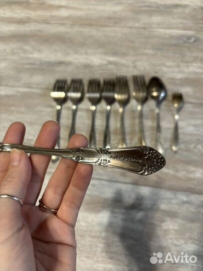 Столовые приборы