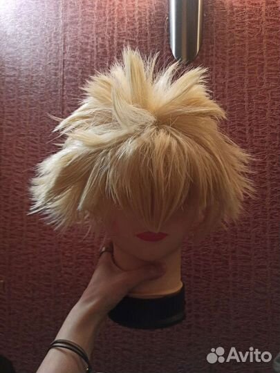 Парик на Бакуго