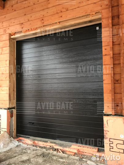 Ворота секционные гаражные